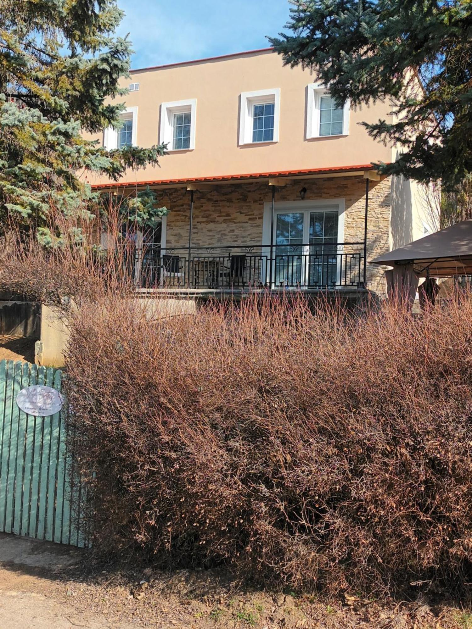 Villa Evetes Jablonov nad Turnou Exteriör bild